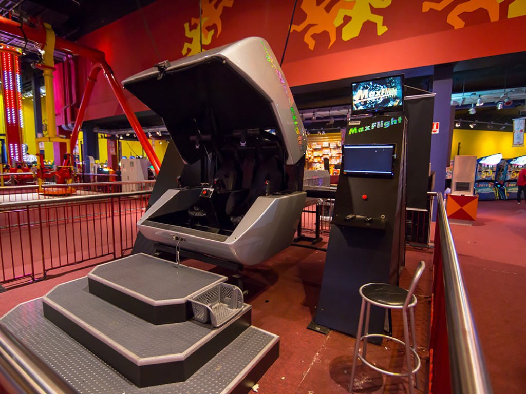 MaxFlight Simulator